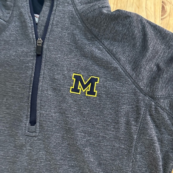 Michigan Colosseum 3/4 zipped hoodie Great condition w/ thumb holes - Picture 2 of 10